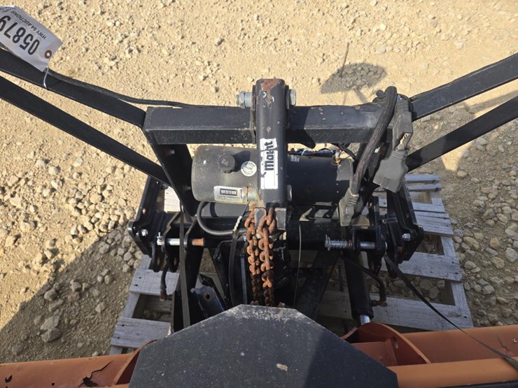 #5879-•-western-v-plow-w/-quick-attach-image-7