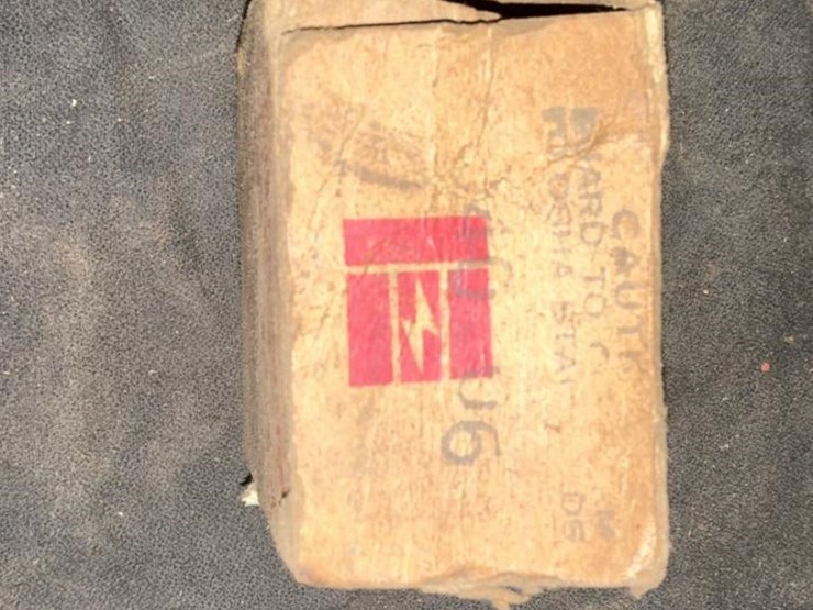 #763-•-bearings,-sprckets,-and-assorted-parts-image-21