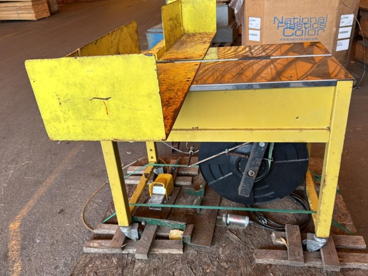 #223-•-strapping-machine-image-2
