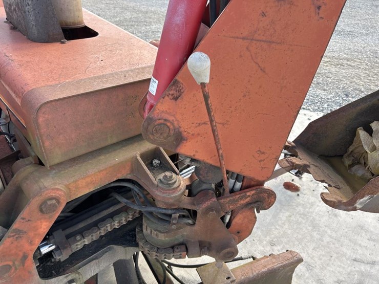 ditch-witch-2310-image-20