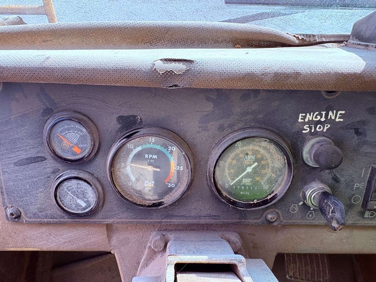 1995-caterpillar-769c-image-39