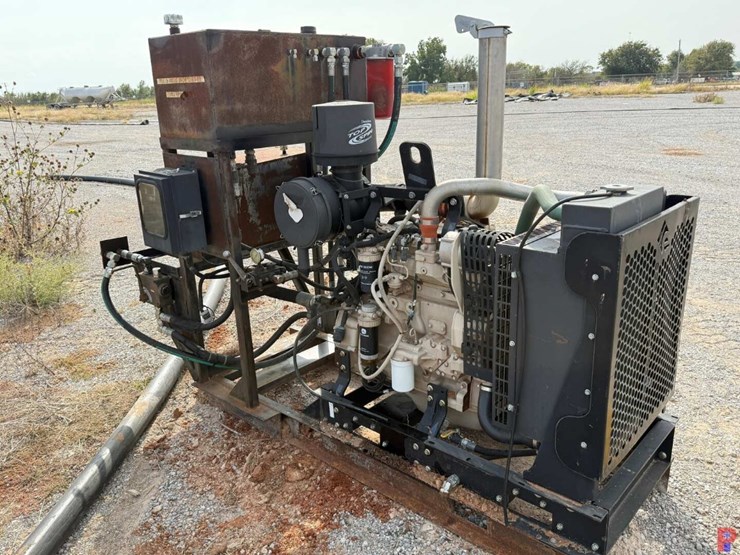 john-deere-4045hf285-image-2