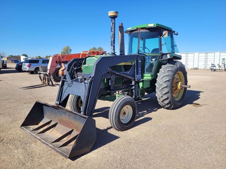 john-deere-4430-image-1