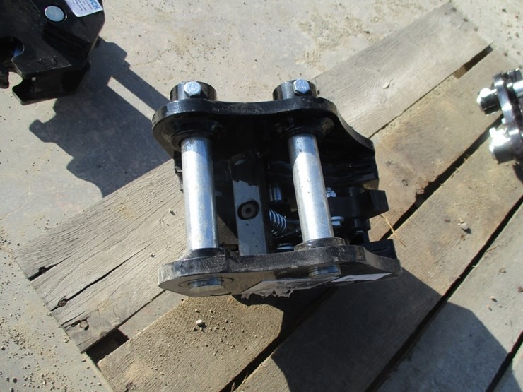 new-unused-ir-semi-auto-quick-coupler-attachment,-image-2