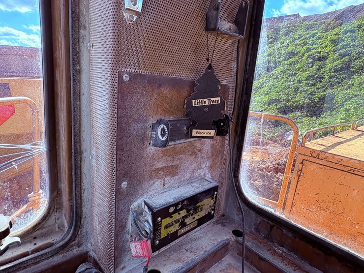 1982-caterpillar-988b-image-47