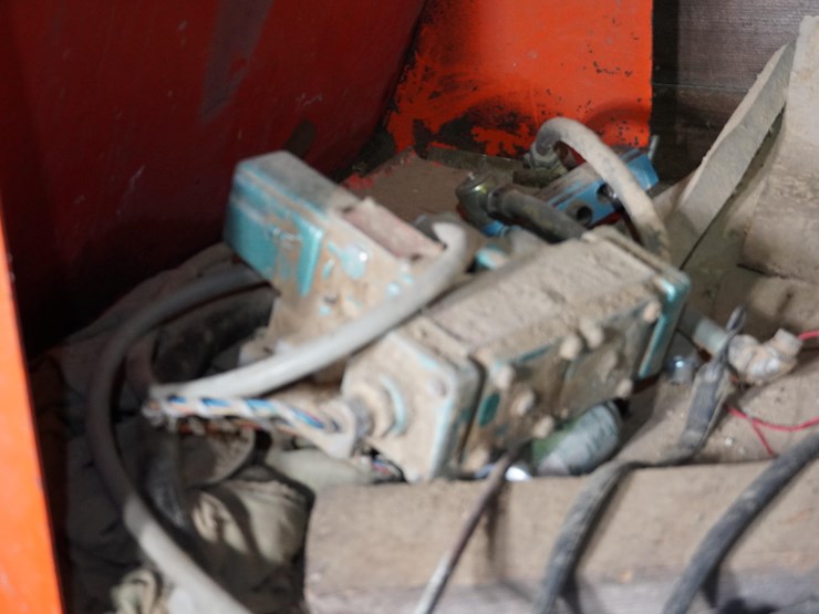 #143-•-morbark-operators-station-image-6