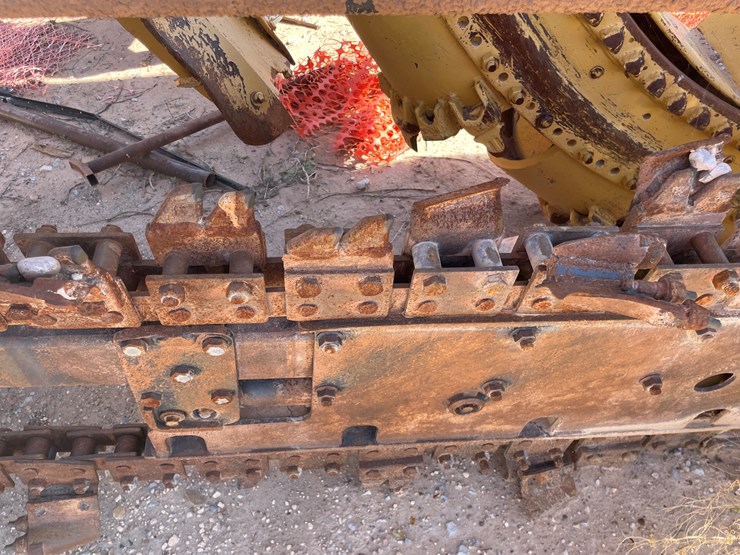 ditch-witch-7610-image-25