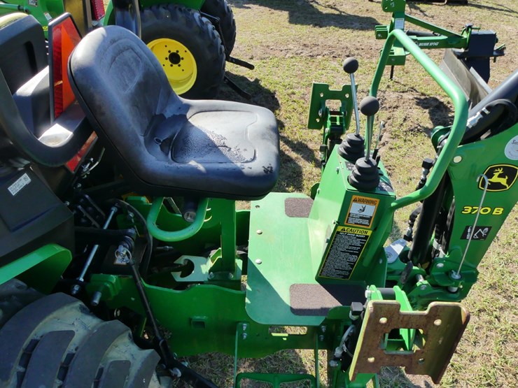 2022-john-deere-3025e-image-6