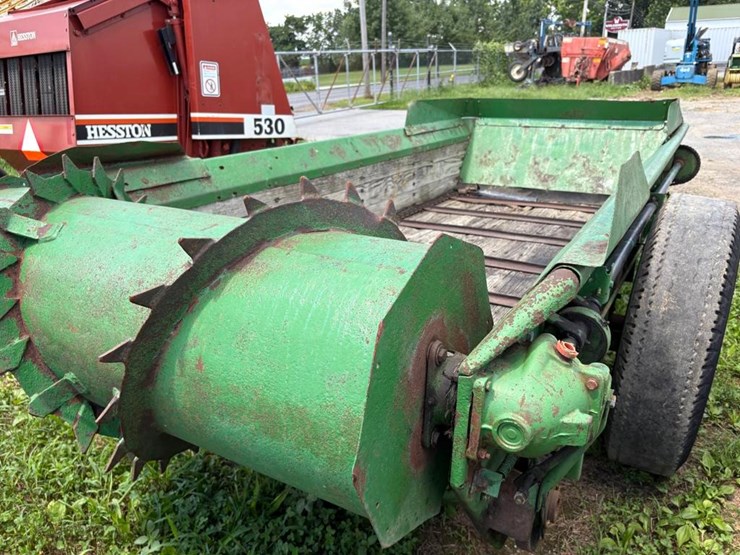 john-deere-34-image-8