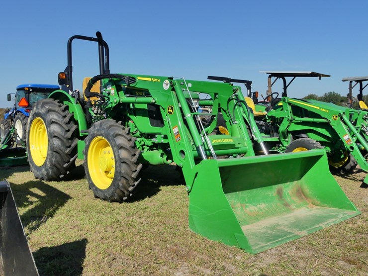 2022-john-deere-5055e-image-1