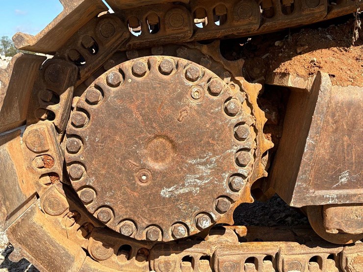 1999-caterpillar-375l-image-8