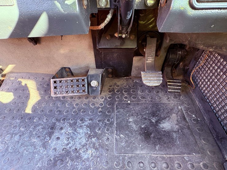 2007-caterpillar-740-image-47