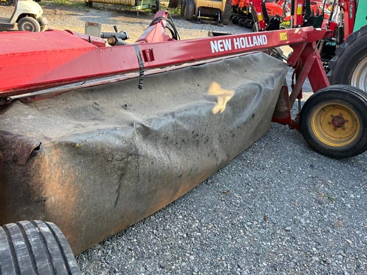 new-holland-210m-image-6