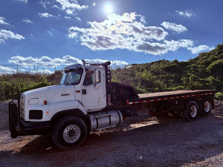 2007-international-paystar-5600i-image-1