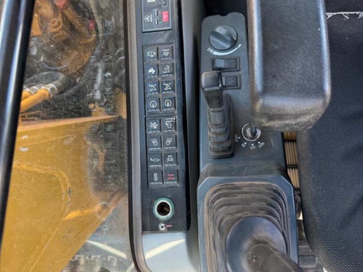 2022-sany-sy155u-image-14