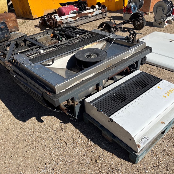 #24893 • AC CARRIER UNIT FOR TRAILER