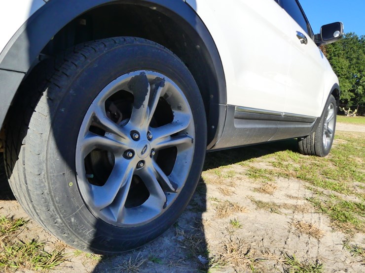 2012-ford-explorer-image-6