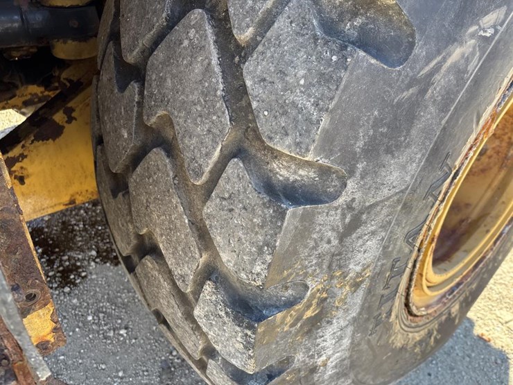 caterpillar-950k-image-49