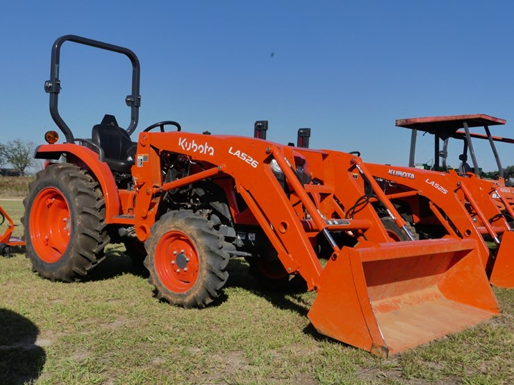 2023-kubota-la526-image-1