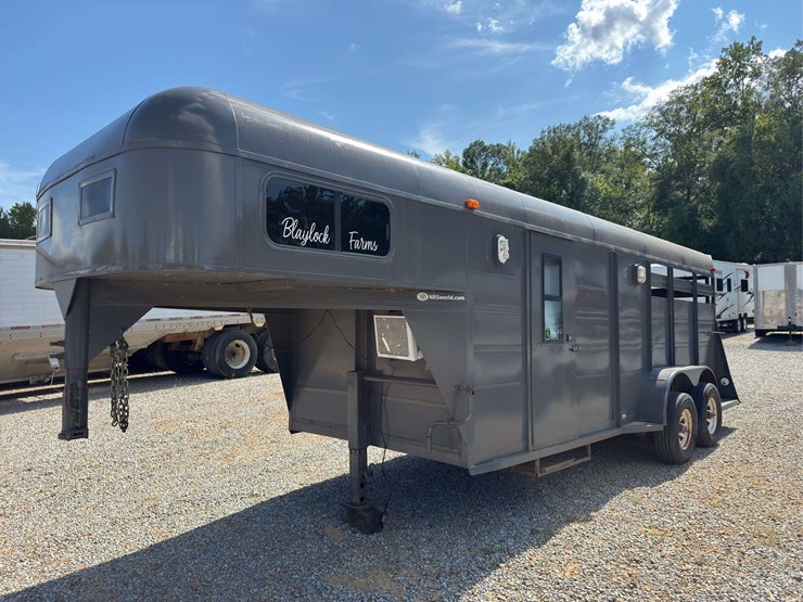 valley-trailer-image-4