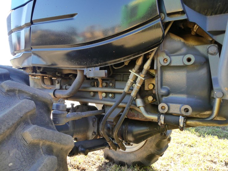 new-holland-tc21d-image-9