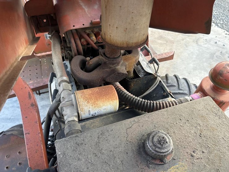 ditch-witch-2310-image-32