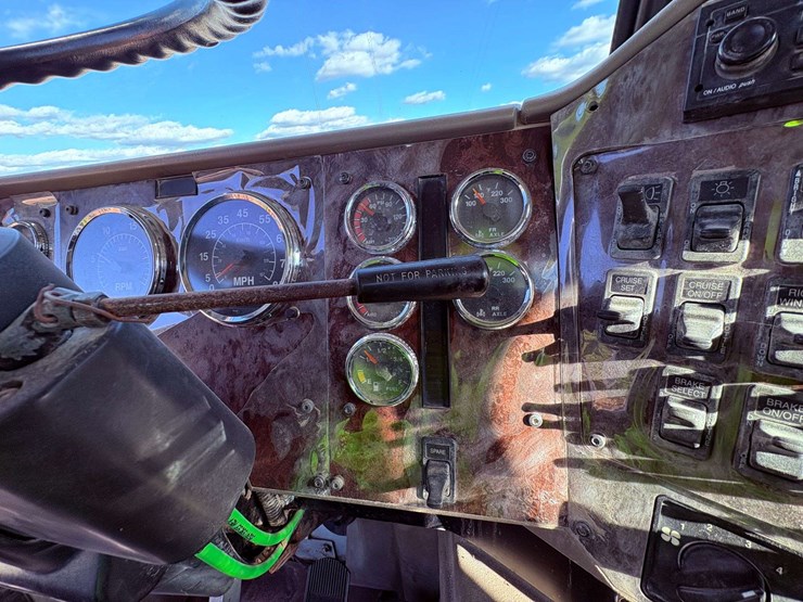 2007-international-paystar-5600i-image-57