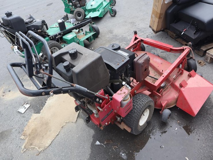 toro-walk-behind-mower-image-8