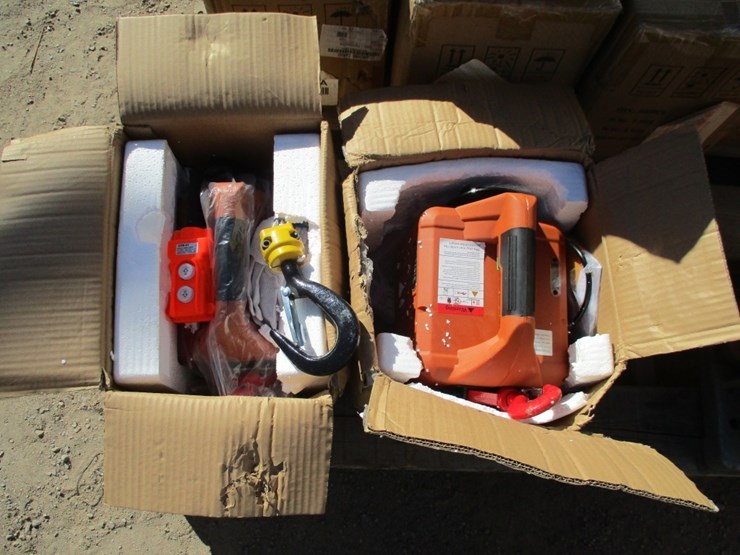 lot-of-(2)-electric-hoists,-image-2