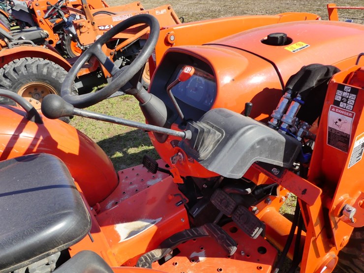 2018-kubota-l2501-image-9