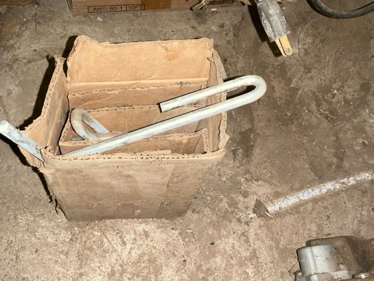 #762-•-roller-chains-and-miscellaneous-parts-image-18