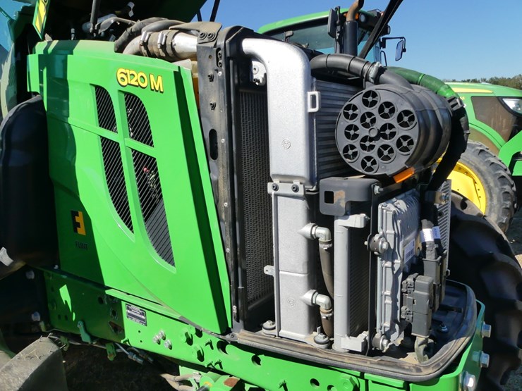2022-john-deere-6120m-image-10