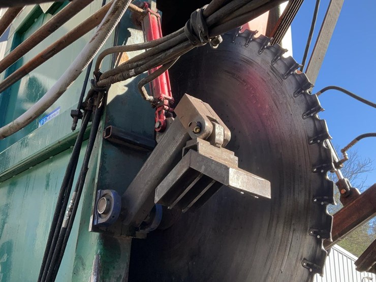 #128-•-merchandising-saw-image-11