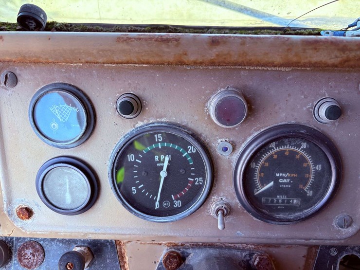 1985-caterpillar-773b-image-17