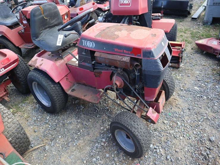wheel-horse-lawn-&-garden-tractor-image-2