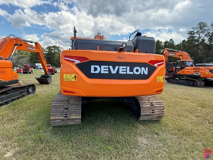 2023-doosan-dx255-lc-image-3