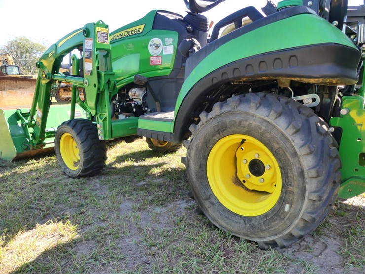 2022-john-deere-1025r-image-6