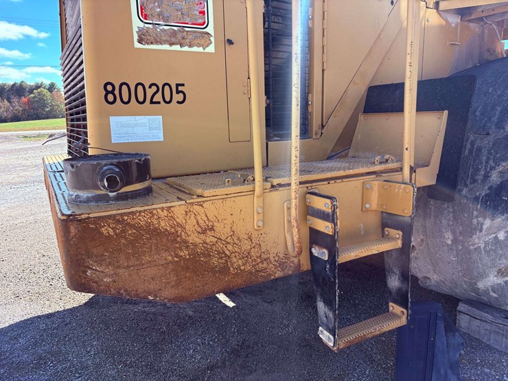 2001-caterpillar-988g-image-29