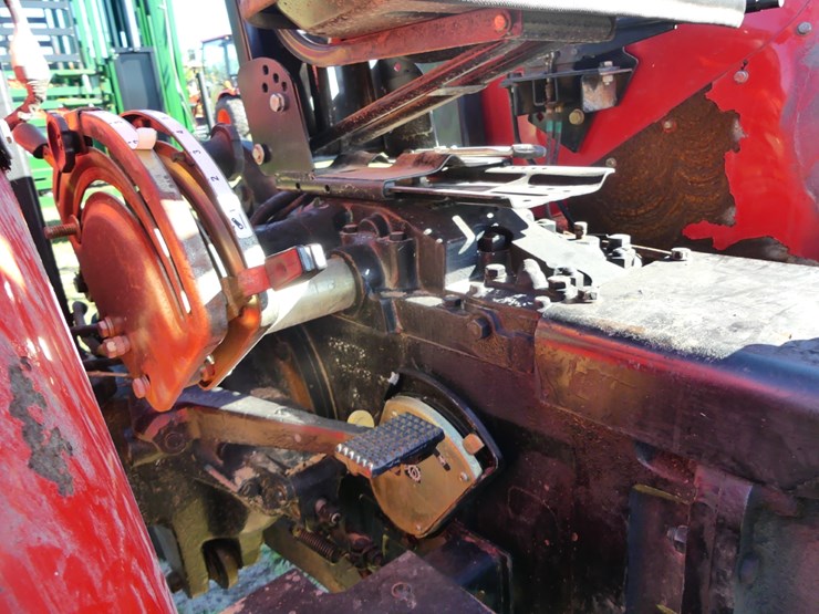 massey-ferguson-2625-image-13