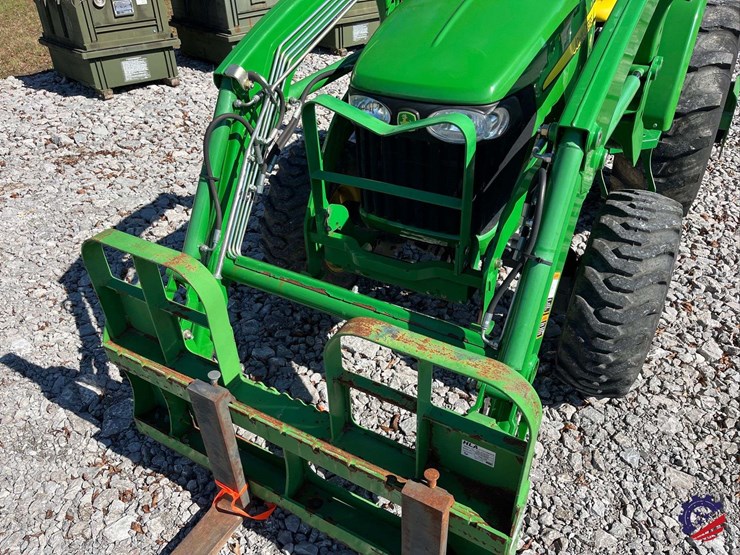 john-deere-4105-image-12