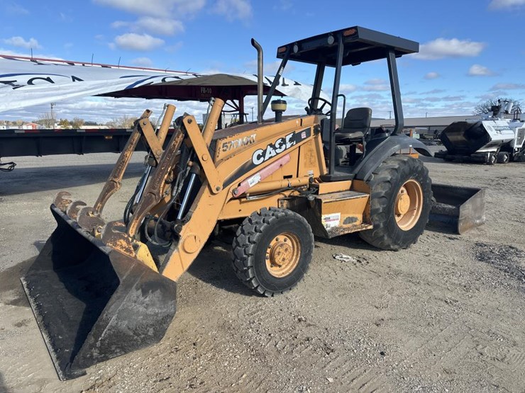 2008-case-570l-xt-image-1