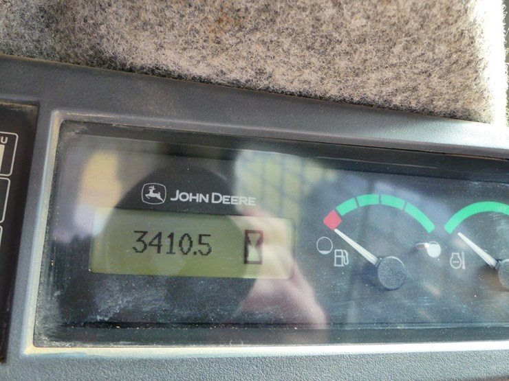 2012-deere-333d-image-18