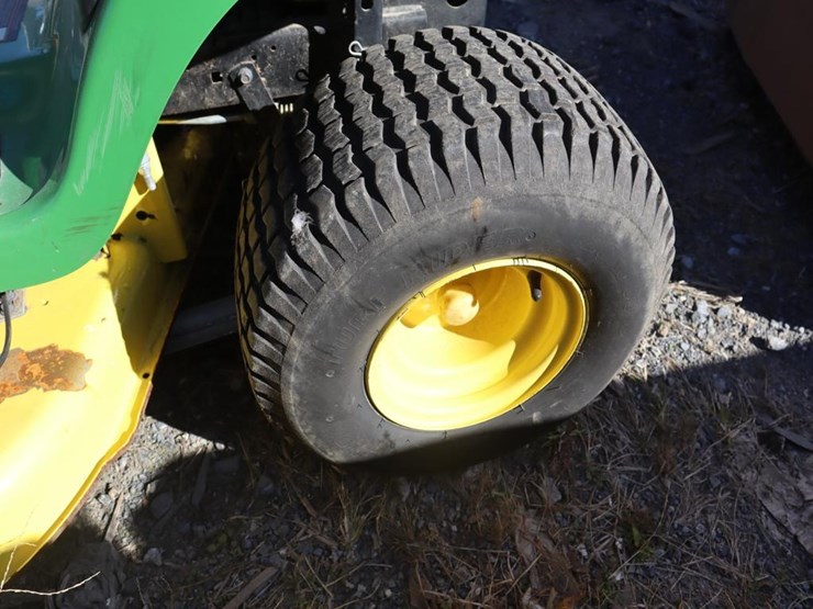 john-deere-d105-image-12