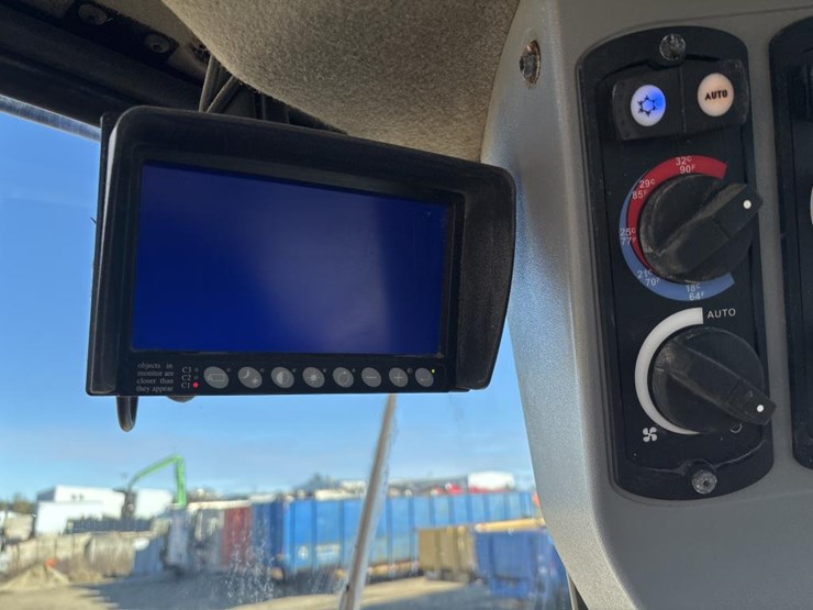 caterpillar-950k-image-41