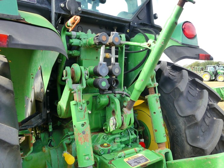 2017-john-deere-5090gn-image-7