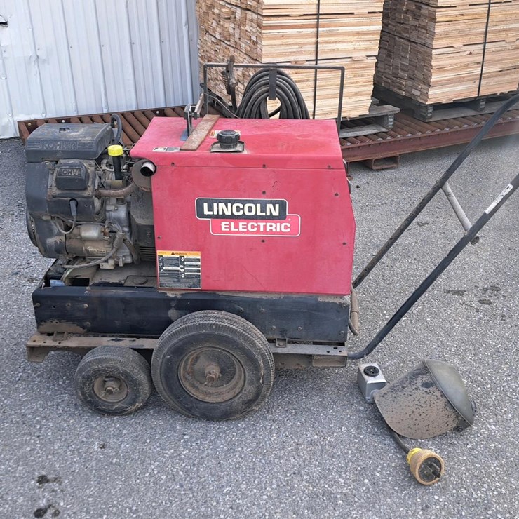 #220 • Lincoln Ranger 10,000 Welder