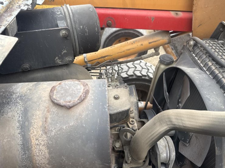 2007-case-570m-xt-image-51