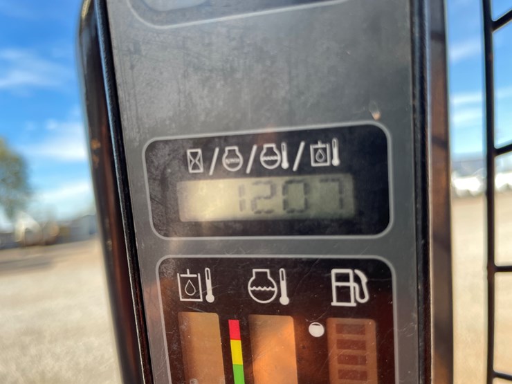 2018-case-tr270-image-18