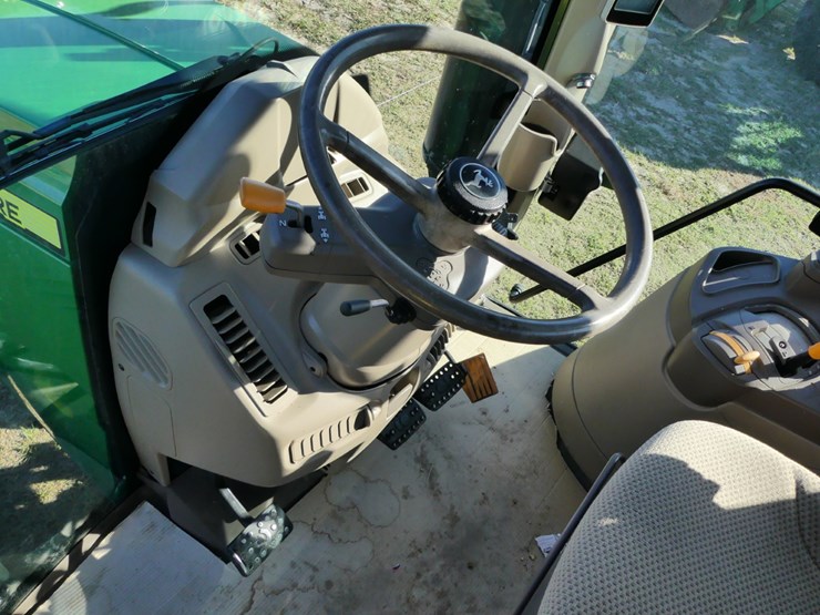 2021-john-deere-6120m-image-14