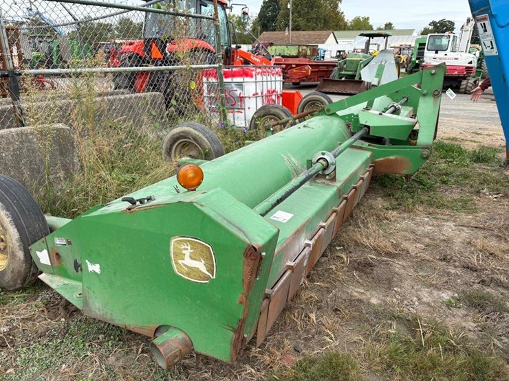 john-deere-520-image-2